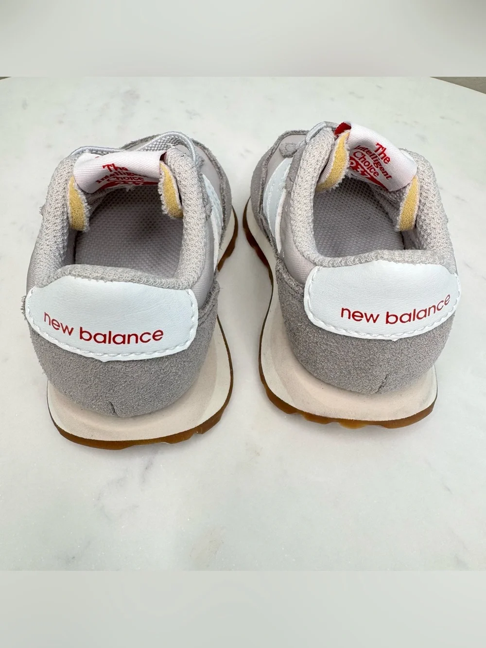 New Balance Kids Gray, White & Red Logo Classic Sneaker